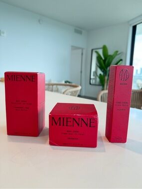 MIENNE Luxury Body & Hand Care Set – 3 Products – New